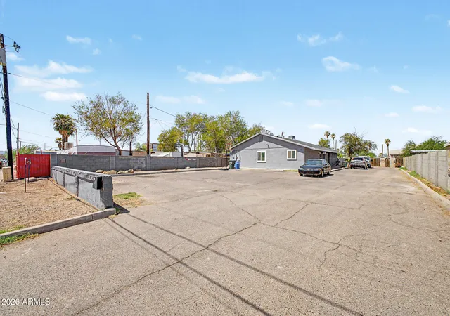 3rd image of 1028 N 27Th St, Phoenix, AZ 85008 | MLS# 7060835
