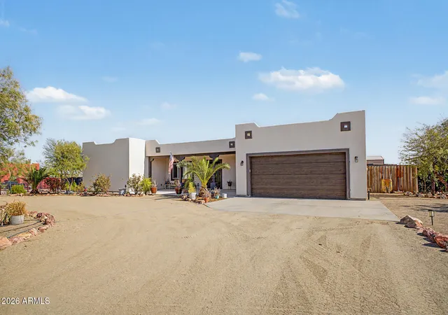 Photo 4 of Single family home for sale at 25223 W Blue Sky Dr, Wittmann, AZ 85361 | MLS# 7062030 | Listing updated on 2026-08-22