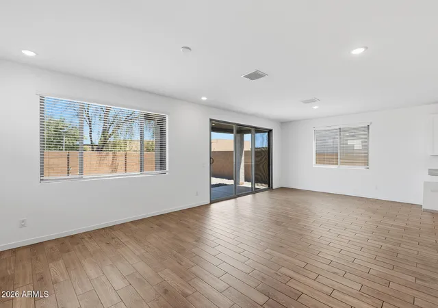 Photo 3 of Single family home for sale at 7435 N 74th Avenue, Glendale, AZ 85303 | MLS# 7060922 | Listing updated on 2026-09-01