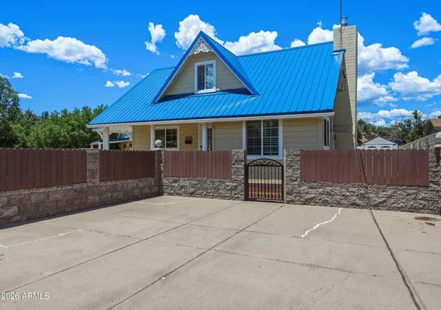 Photo 3 of Single family home for sale at 10 E Mars Ln, Payson, AZ 85541 | MLS# 7059510 | Listing updated on 2026-08-17