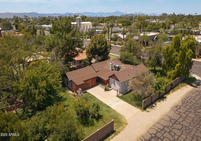 17th image of 3205 E Clarendon Ave, Phoenix, AZ 85018 | MLS# 7063618