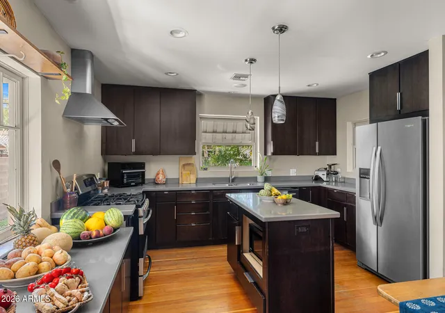 5th image of 3205 E Clarendon Ave #13, Phoenix, AZ 85018 | MLS# 7063887