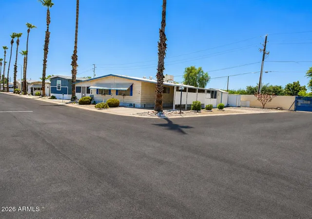 2nd image of 7300 N 51st Ave #L290, Glendale, AZ 85301 | MLS# 7059683