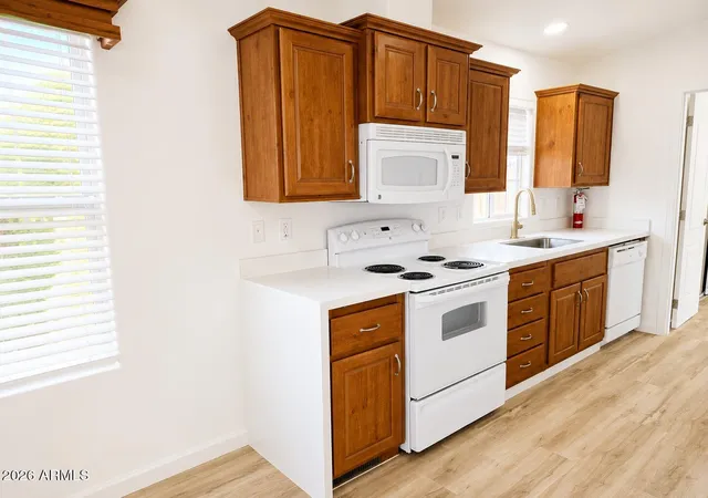Photo 3 of Manufactured home for sale at 17839 N 17th Street, Phoenix, AZ 85022 | MLS# 7059695 | Listing updated on 2026-08-11