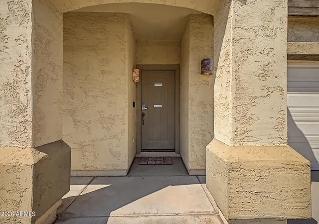 Photo 3 of Single family home for sale at 30381 N Desert Willow Blvd, San Tan Valley, AZ 85143 | MLS# 7063327 | Listing updated on 2026-10-29