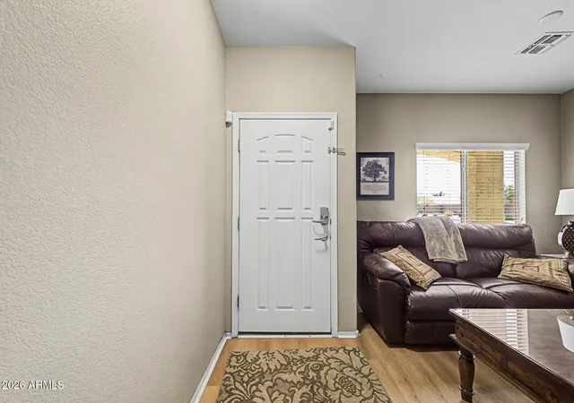 Photo 4 of Single family home for sale at 30381 N Desert Willow Blvd, San Tan Valley, AZ 85143 | MLS# 7063327 | Listing updated on 2026-10-29