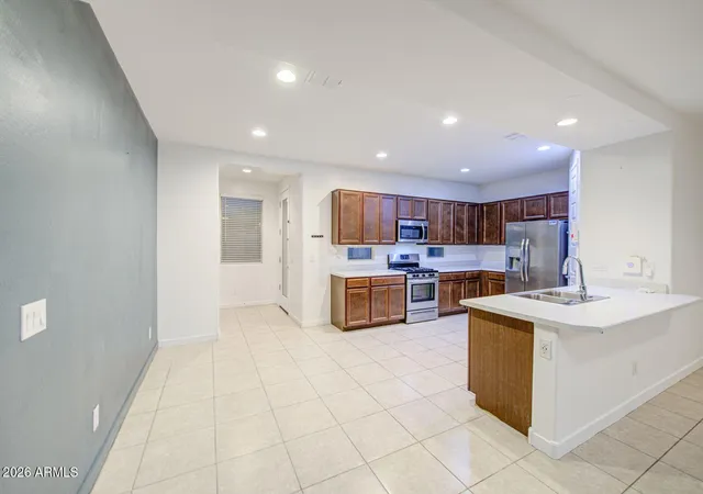 2nd image of 2239 W Donner Dr, Phoenix, AZ 85041 | MLS# 7059599