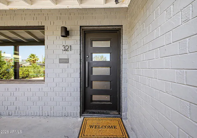 3rd image of 321 E Whitton Ave, Phoenix, AZ 85012 | MLS# 7059927