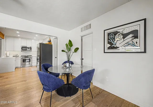 5th image of 321 E Whitton Ave, Phoenix, AZ 85012 | MLS# 7059927