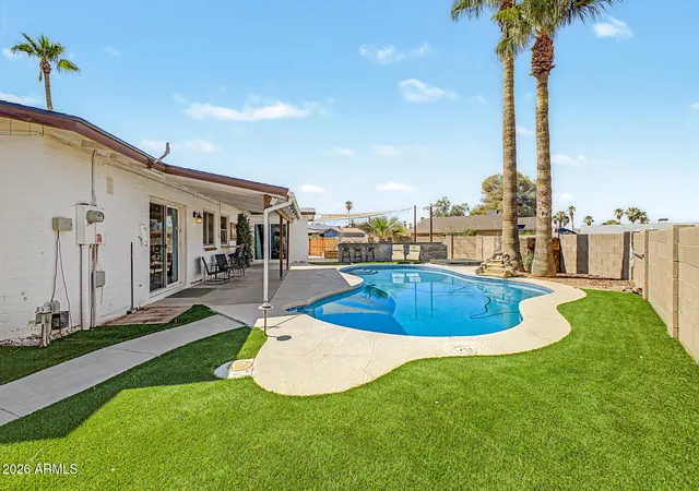 1st image of 1008 N Westfall Cir, Casa Grande, AZ 85122 | MLS# 7068241