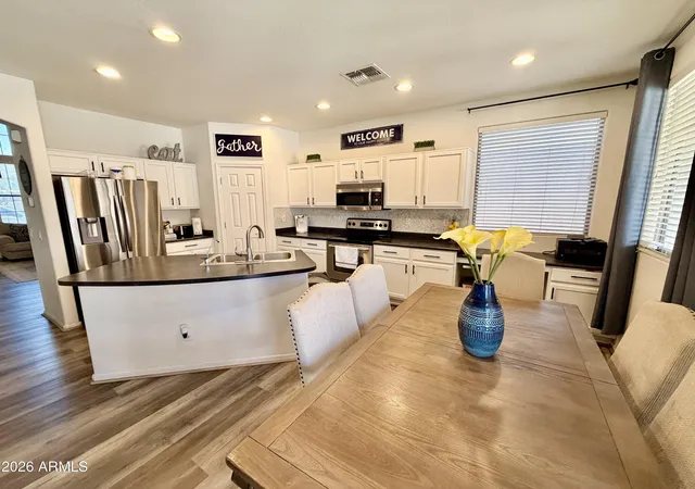Photo 4 of Single family home for sale at 204 W Atlantic Dr, Casa Grande, AZ 85122 | MLS# 7060411 | Listing updated on 2026-09-16