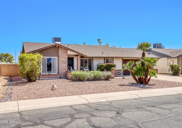 Photo 3 of Single family home for sale at 10505 W Echo Ln, Peoria, AZ 85345 | MLS# 7060179 | Listing updated on 2026-09-24