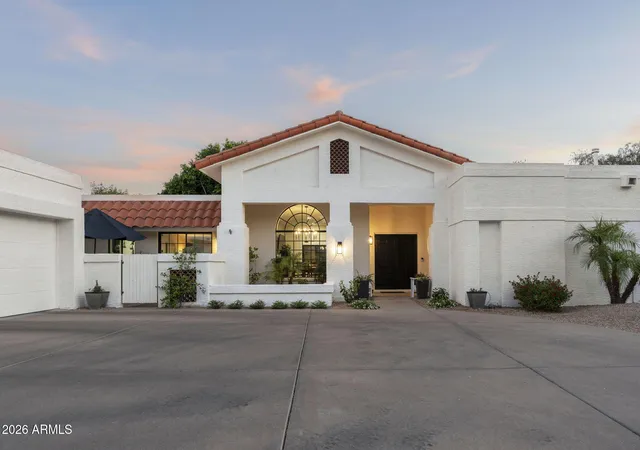35th image of 10945 E San Salvador Dr, Scottsdale, AZ 85259 | MLS# 7066502