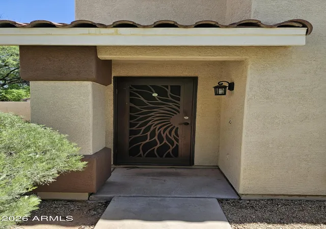 Photo 3 of Single family home for sale at 4135 E Pinto Ln, Phoenix, AZ 85050 | MLS# 7059700 | Listing updated on 2026-08-18