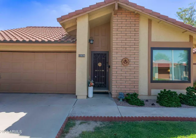 3rd image of 12326 S Shoshoni Dr, Phoenix, AZ 85044 | MLS# 7060228