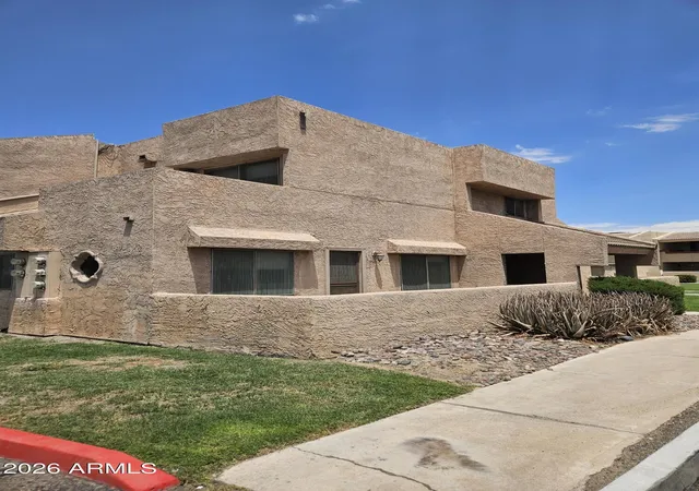 1st image of 10828 N Biltmore Dr #118, Phoenix, AZ 85029 | MLS# 7059737
