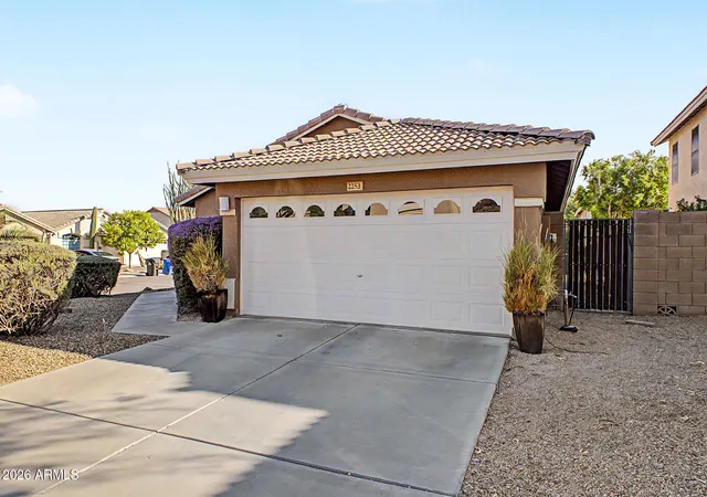 Photo 2 of Single family home for sale at 2253 E Heston Dr, Phoenix, AZ 85024 | MLS# 7059832 | Listing updated on 2026-09-11