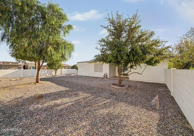 37th image of 26621 S Shumaker Dr, Sun Lakes, AZ 85248 | MLS# 7060967