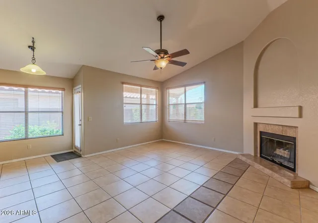 Photo 3 of Single family home for sale at 7573 W Kerry Ln, Glendale, AZ 85308 | MLS# 7064073 | Listing updated on 2026-09-29