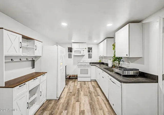 Photo 3 of Single family home for sale at 2429 W Morten Ave, Phoenix, AZ 85021 | MLS# 7063008 | Listing updated on 2026-10-08