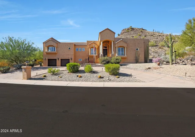 1st image of 1044 W Indian Hills Pl, Phoenix, AZ 85023 | MLS# 7060414