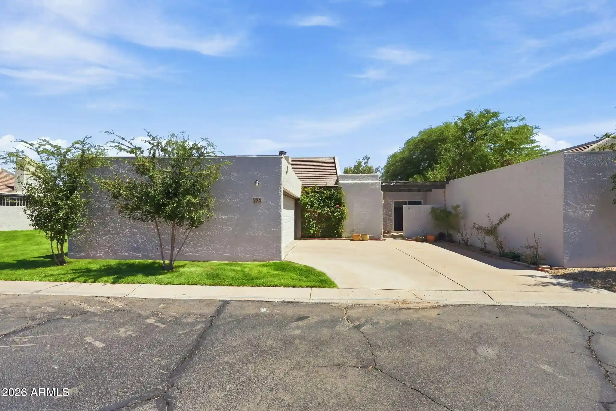 Photo 1 of Townhouse for sale at 324 E Ambassador Dr, Tempe, AZ 85288 | MLS# 7081087 | Listing updated on 2026-10-26
