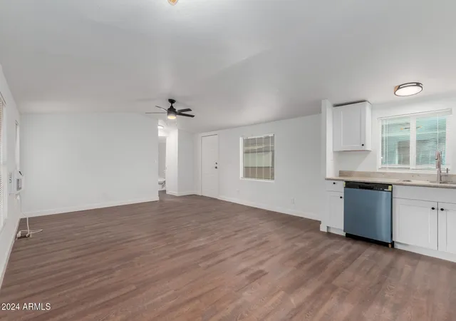 5th image of 300 W Lower Buckeye Rd #26, Avondale, AZ 85323 | MLS# 7059851