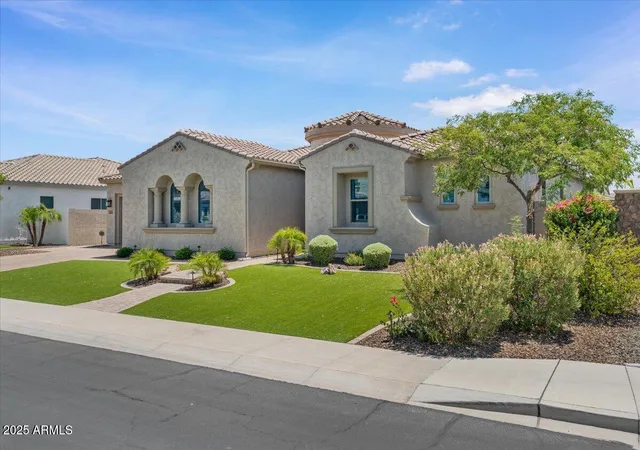2nd image of 3663 E Strawberry Dr, Gilbert, AZ 85298 | MLS# 7059850