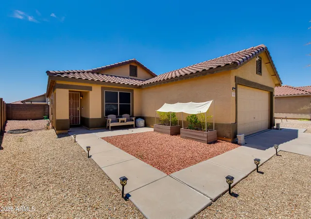 1st image of 15605 W Caribbean Ln, Surprise, AZ 85379 | MLS# 7060932