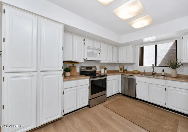 Photo 3 of Single family home for sale at 26445 S Boxwood Dr, Sun Lakes, AZ 85248 | MLS# 7059896 | Listing updated on 2026-08-17