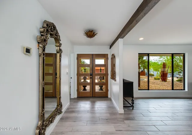 Photo 3 of Single family home for sale at 2102 E Orangewood Ave, Phoenix, AZ 85020 | MLS# 7063367 | Listing updated on 2026-09-14