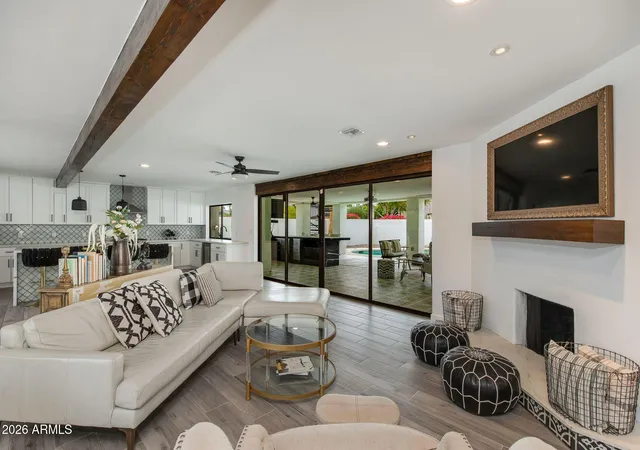 Photo 4 of Single family home for sale at 2102 E Orangewood Ave, Phoenix, AZ 85020 | MLS# 7063367 | Listing updated on 2026-09-14