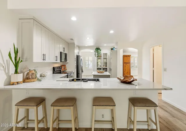 3rd image of 24821 N 41St Ave, Glendale, AZ 85310 | MLS# 7059941