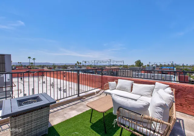 Photo 2 of Townhouse for sale at 3441 E Avalon Dr, Phoenix, AZ 85018 | MLS# 7059961 | Listing updated on 2026-08-11