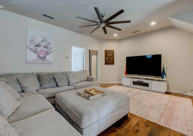 Photo 3 of Townhouse for sale at 3441 E Avalon Dr, Phoenix, AZ 85018 | MLS# 7059961 | Listing updated on 2026-08-11