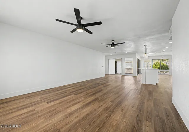 5th image of 12229 N Mission Dr, Sun City, AZ 85351 | MLS# 7061140