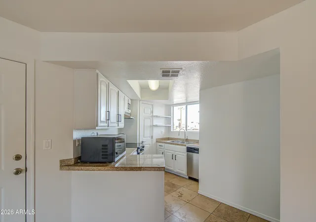 4th image of 2228 N 52Nd St, Phoenix, AZ 85008