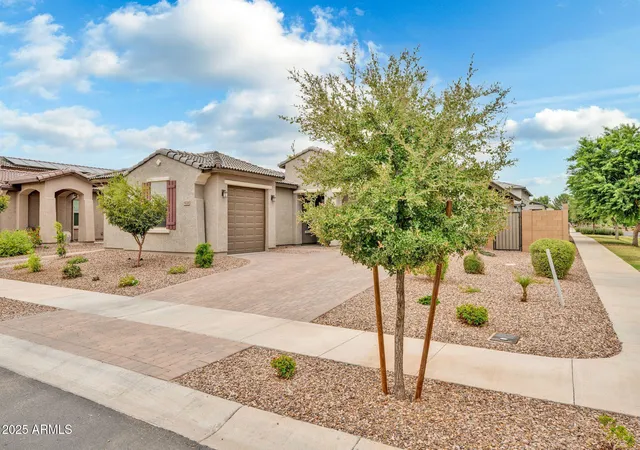 3rd image of 14338 W Redfield Rd, Surprise, AZ 85379 | MLS# 7063136