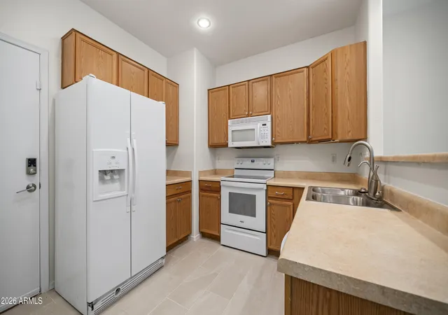 Photo 3 of Townhouse for sale at 6710 E University Dr #124, Mesa, AZ 85205 | MLS# 7060183 | Listing updated on 2026-09-18