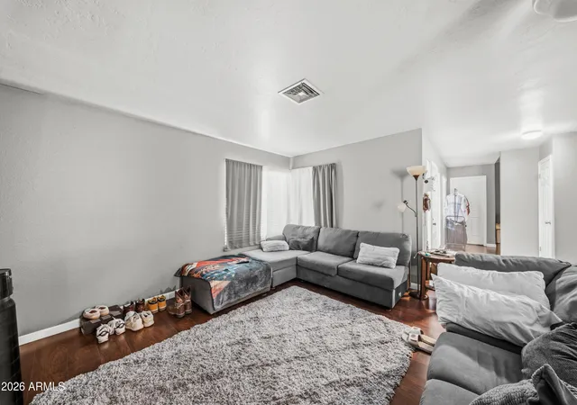 5th image of 10122 W Turney Ave, Phoenix, AZ 85037 | MLS# 7060254