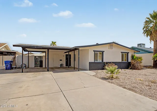 Photo 4 of Single family home for sale at 324 W Santa Cruz Dr, Tempe, AZ 85282 | MLS# 7060510 | Listing updated on 2026-08-24