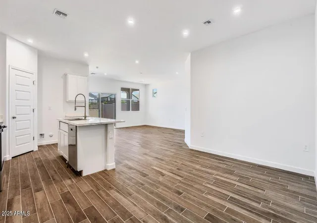2nd image of 2886 W Stearn Ave, Apache Junction, AZ 85120 | MLS# 7060028