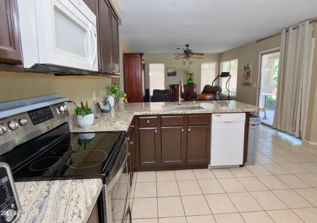 Photo 4 of Sale Pending at 2927 S Chatsworth Rd, Mesa, AZ 85212 | MLS# 7071613 | Listing updated on 2026-09-17