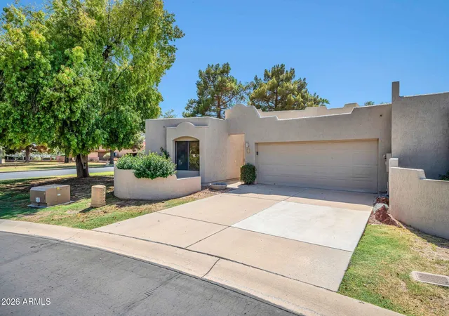 Photo 3 of Single family home for sale at 1102 E Acacia Cir, Litchfield Park, AZ 85340 | MLS# 7066536 | Listing updated on 2026-08-28