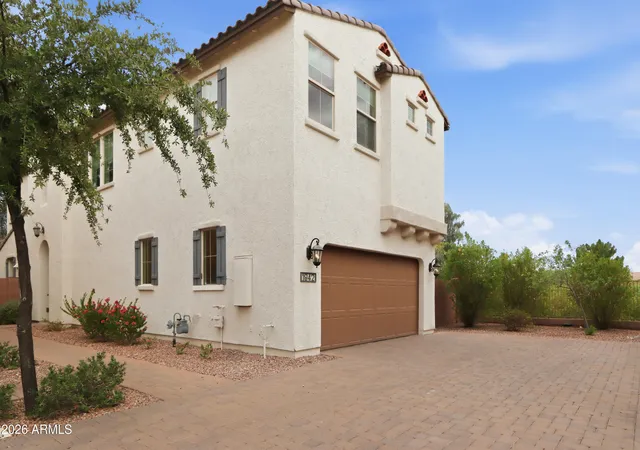 1st image of 1942 S Sycamore Pl, Chandler, AZ 85286 | MLS# 7060697
