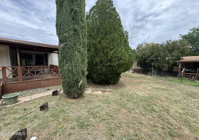 Photo 4 of Manufactured home for sale at 1624 W Stage Coach Dr, Camp Verde, AZ 86322 | MLS# 7060122 | Listing updated on 2026-09-17
