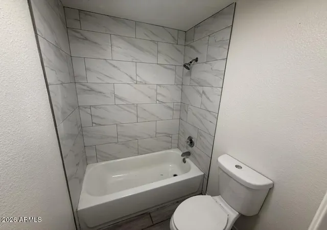 2nd image of 6711 W Osborn Rd, Phoenix, AZ 85033