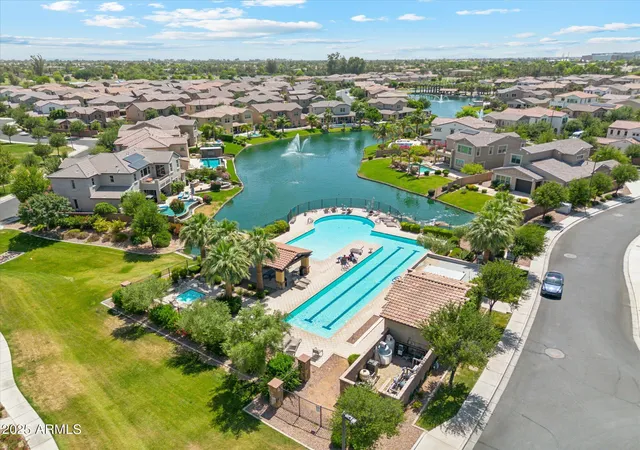 2nd image of 4077 S Sabrina Dr, Chandler, AZ 85248