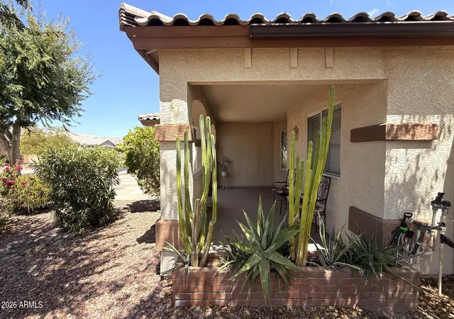 Photo 3 of Single family home for sale at 7129 W Toronto Way, Phoenix, AZ 85043 | MLS# 7060237 | Listing updated on 2026-09-04