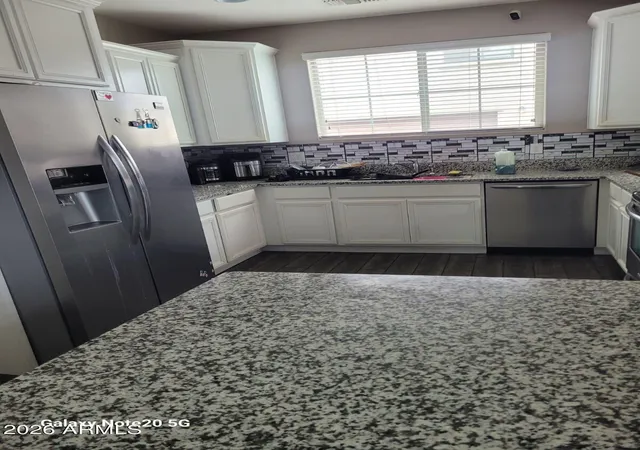 3rd image of 1943 N 77Th Dr, Phoenix, AZ 85035 | MLS# 7060669